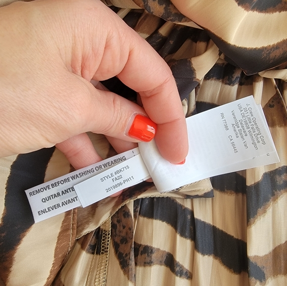 NWT JCrew featherweight silky satin mini skirt in zebra stripe, sz 0 - Picture 7 of 10